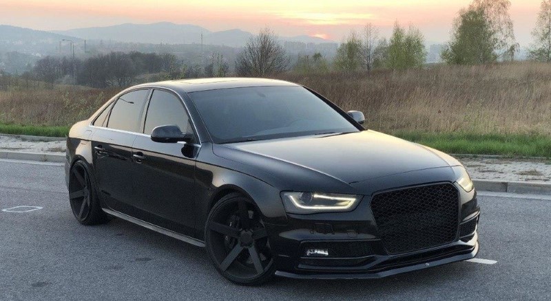 Voorspoiler Audi S4 / A4 S-Line B8 FL V.1 Glanzend Zwart