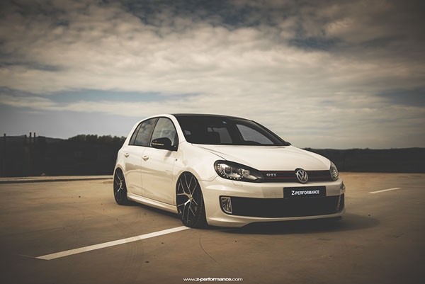 Z-Performance ZP.09 Nine Deep Concave 5x112 8.5x19 ET45 Phantom