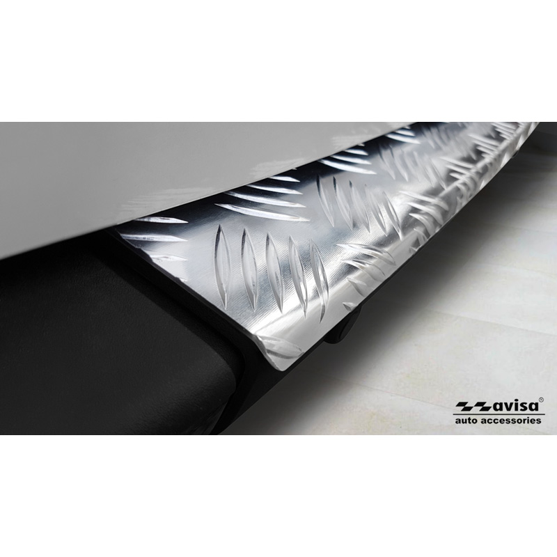 Aluminum Rear bumper protector  Mercedes Sprinter III 2018- 'Riffled plate'