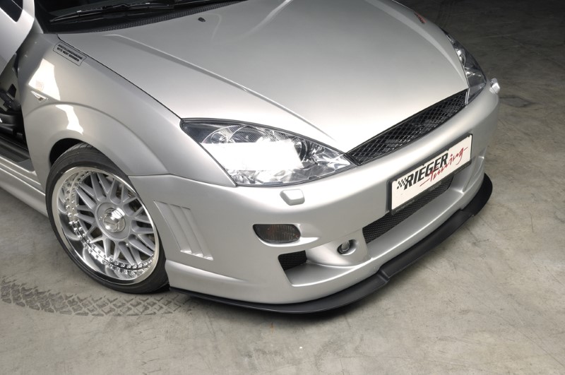 Voorbumper Ford Focus 11.01- met uitsparing voor sp-i Rieger
