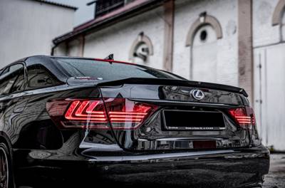 Achterspoilerlip Lexus LS Mk4 Facelift Glans Zwart Maxton