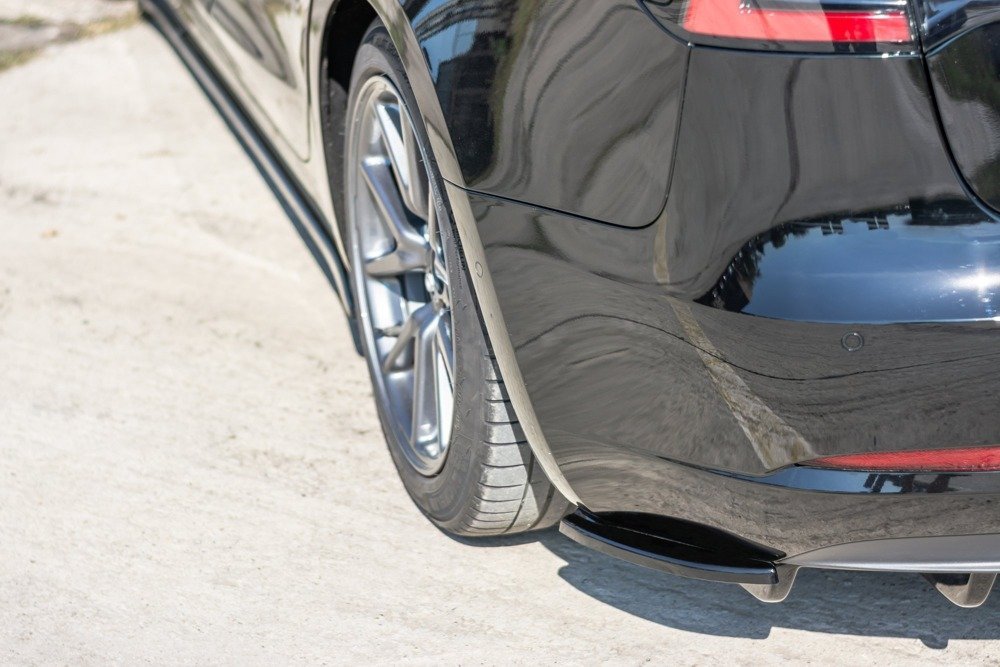 Zijdiffusers Tesla Model 3 Gloss-Black Maxton