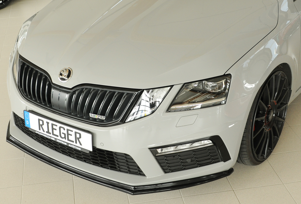 Voorspoiler Skoda Octavia RS 5E Rieger Glans Zwart