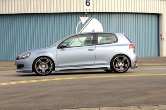 Zijskirts VW Golf VI Rieger met uitsnede Carbon