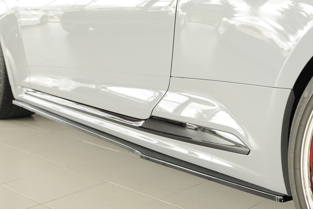 Zijskirts Audi RS5 B9/F5 Rieger Glans Zwart