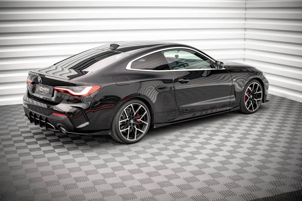 Zijskirts met Canards Street Pro  BMW 4-Serie G22 M-Pakket Maxton