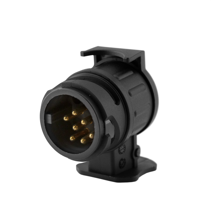 Carpoint Converter Plug/Adapter 13>7 pin short