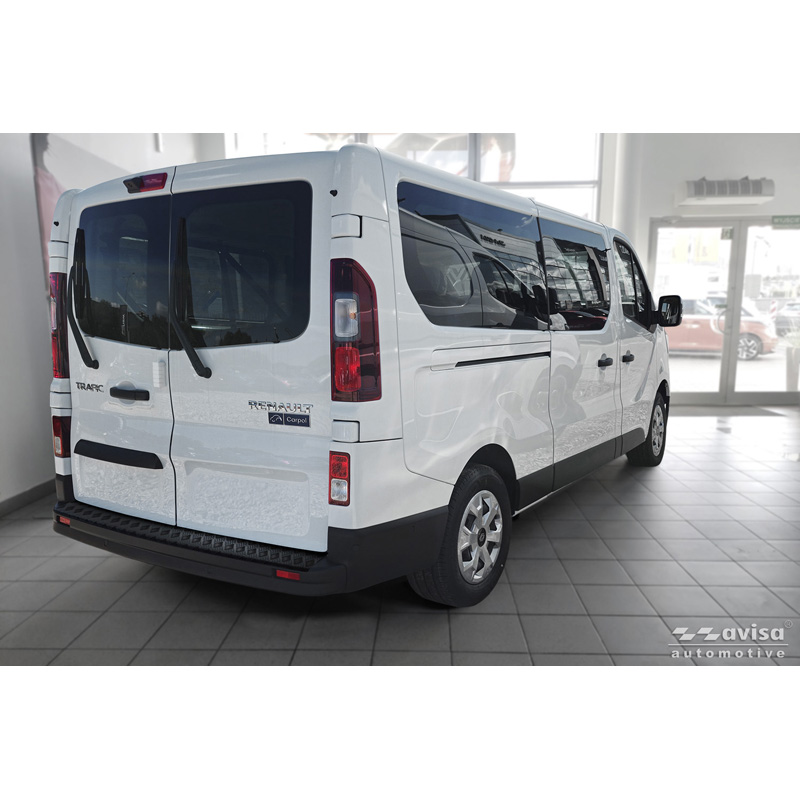 Avisa Matt Black Aluminum Rear bumper protector  Renault Trafic III / Nissan NV300 2014- / Opel Vivaro 2014-2019 & Fiat Talento 2016-2021 '3mm Riffled Plate'