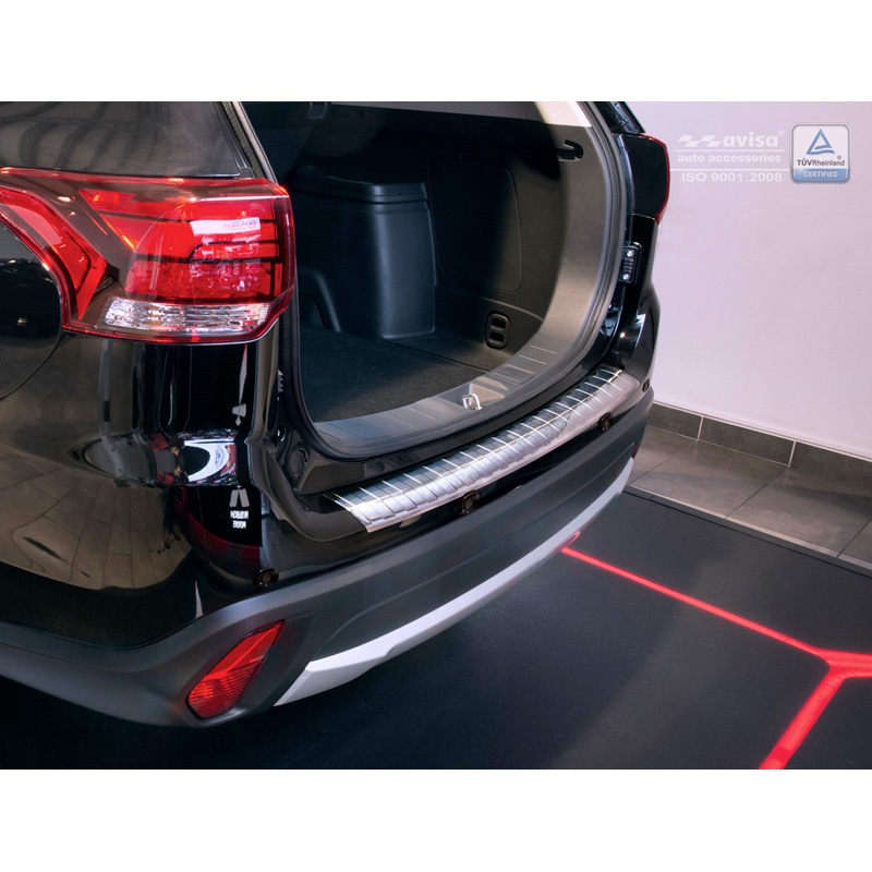 RVS Achterbumperprotector  Mitsubishi Outlander III Facelift 2015- 'Ribs' (met PDC uitsparing)