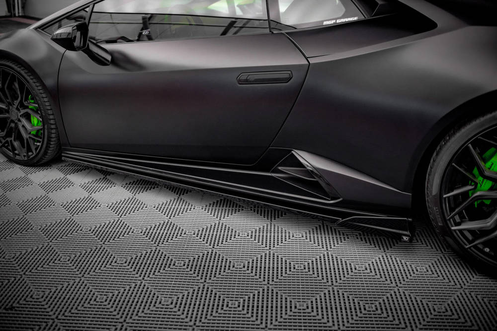 Zijskirts Lamborghini Huracan EVO LP640 Maxton Glans Zwart