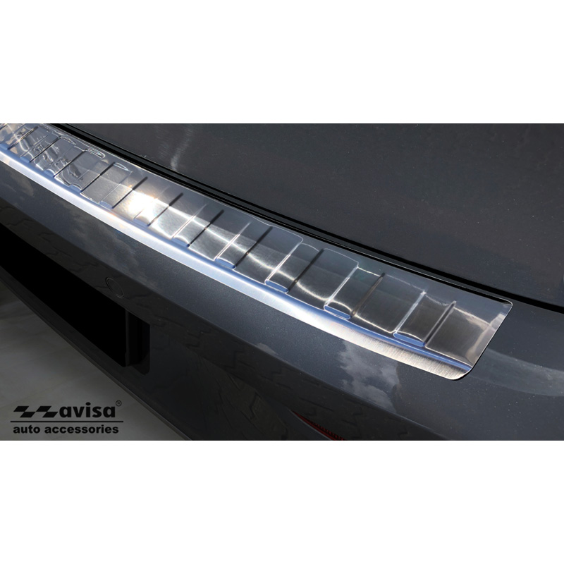 Stainless Steel Rear bumper protector  Volkswagen Golf VIII HB 5-doors 2020-2024 & FL 2024- 'Ribs'