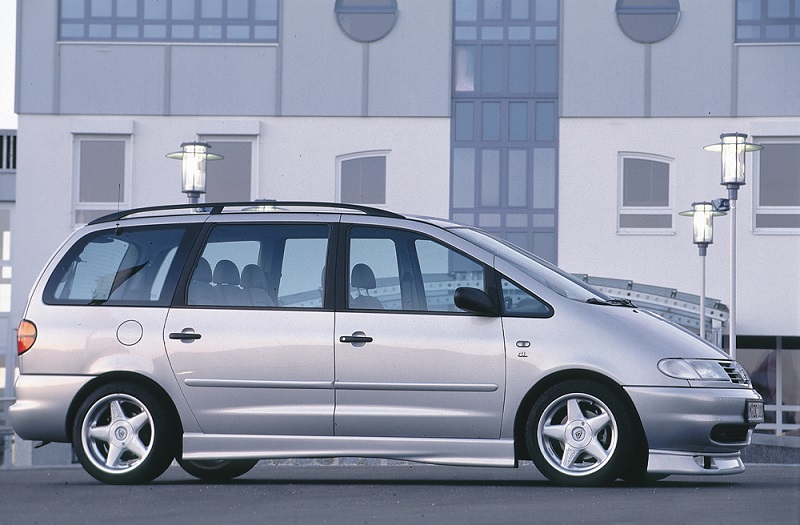 Zijskirts VW Sharan Rieger