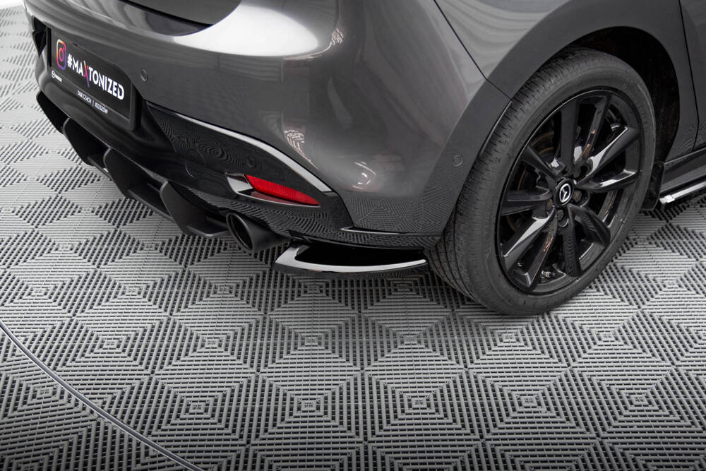 Zijdiffuser Mazda 3 Mk4 Maxton Glans Zwart