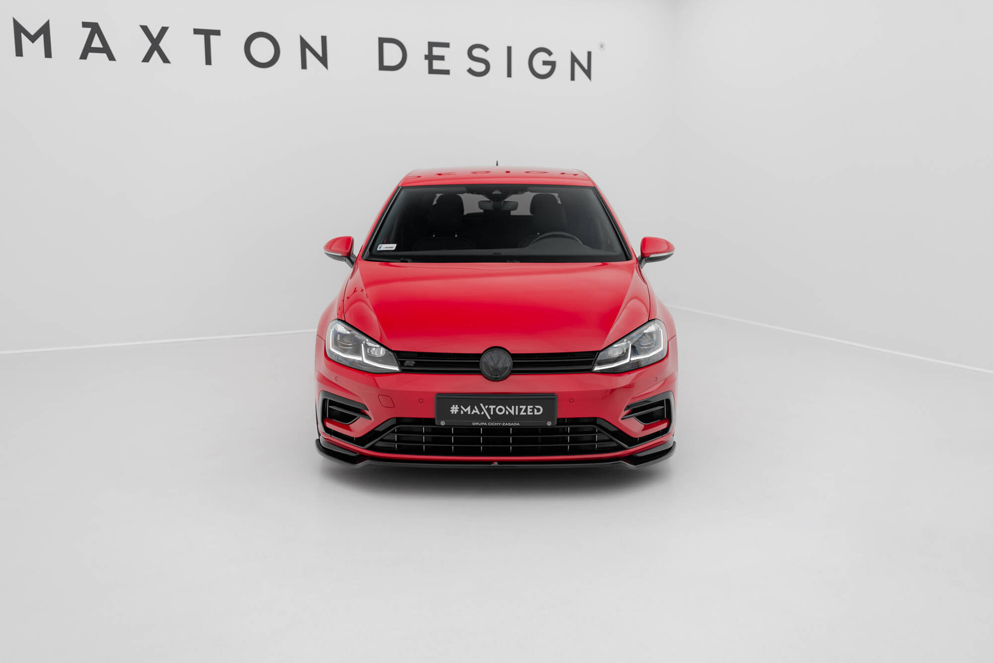 Bodykit V.2 Volkswagen Golf R Hatchback MK7 Facelift Maxton Glanzend zwart
