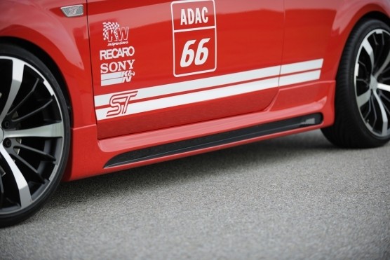 Zijskirts Ford Focus 2 04-11 5 deurs Carbon Rieger