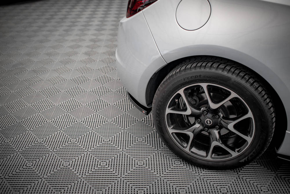 Zijdiffusers Opel Astra J GTC OPC-Line Maxton Glans Zwart
