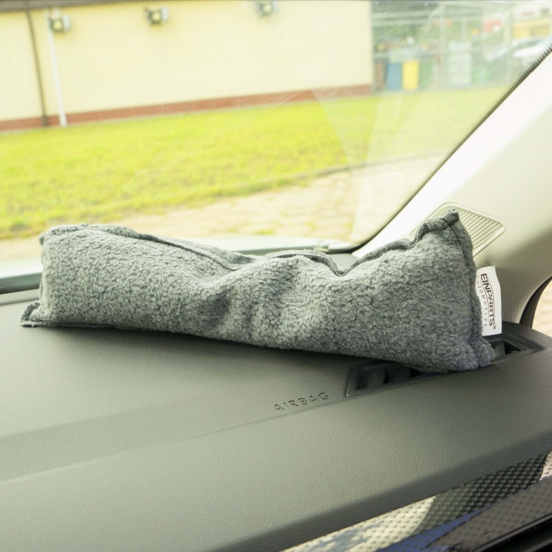 MOISTURE KILLER FOR CAR