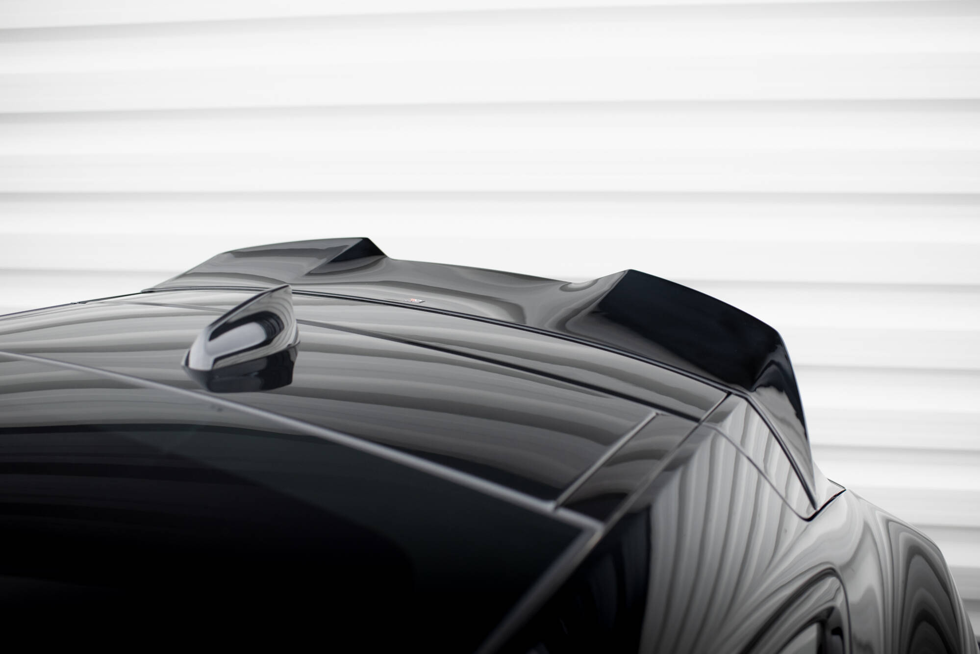 Bodykit Jaguar E-Pace R-Dynamic MK1 Maxton Glanzend zwart