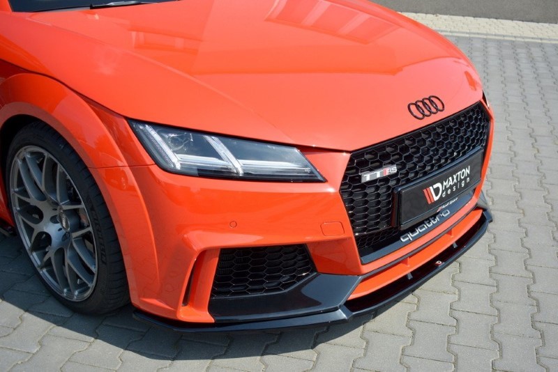 Voorspoiler V.2 Audi TT RS 8S Glanzend Zwart