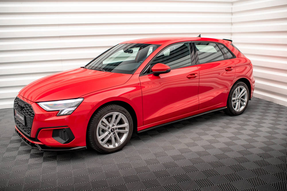 Zijskirts Audi A3 8Y Maxton Glans Zwart