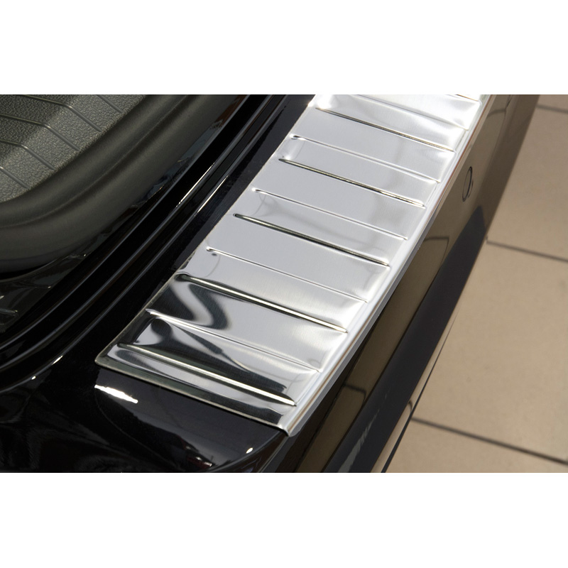 Stainless Steel Rear bumper protector  Volkswagen Touran III 2015- incl. R-Line 'Ribs'