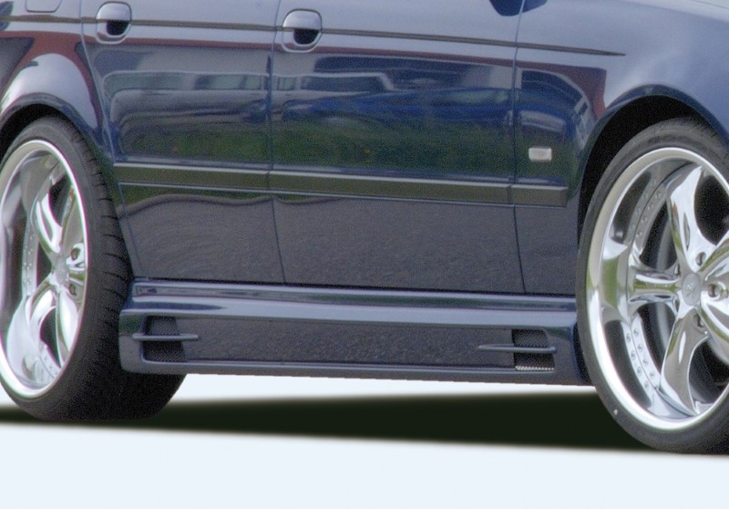 Sideskirts BMW E39 with 2 schacht and 2 uitsnedes Rieger