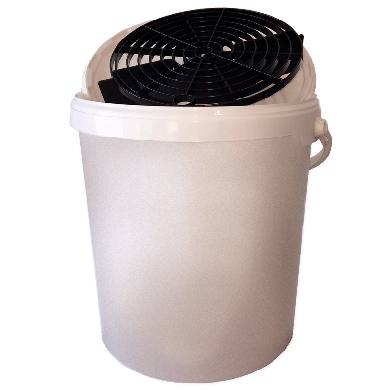 Car wash bucket 15L White + Cover + Grit guard