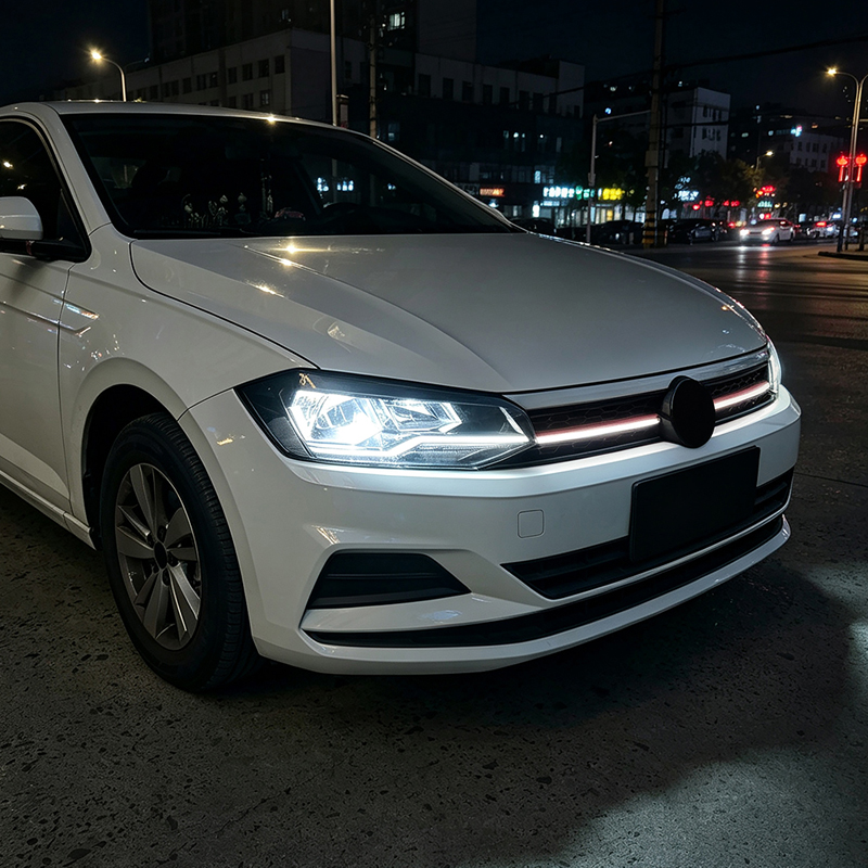 GTi-Look Grill met LED-Strip  Volkswagen Polo VI (AW1) 2017-2021