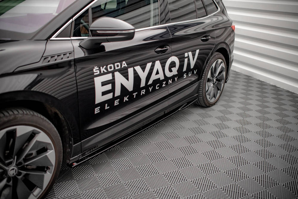 Zijskirts Skoda Enyaq IV Maxton Glans Zwart