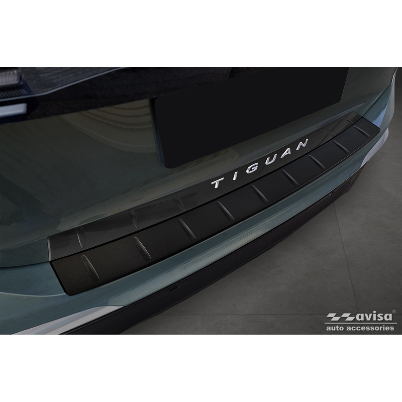 Matt Black Stainless Steel Rear bumper protector  Volkswagen Tiguan (CT1) 2024- 'Ribs'