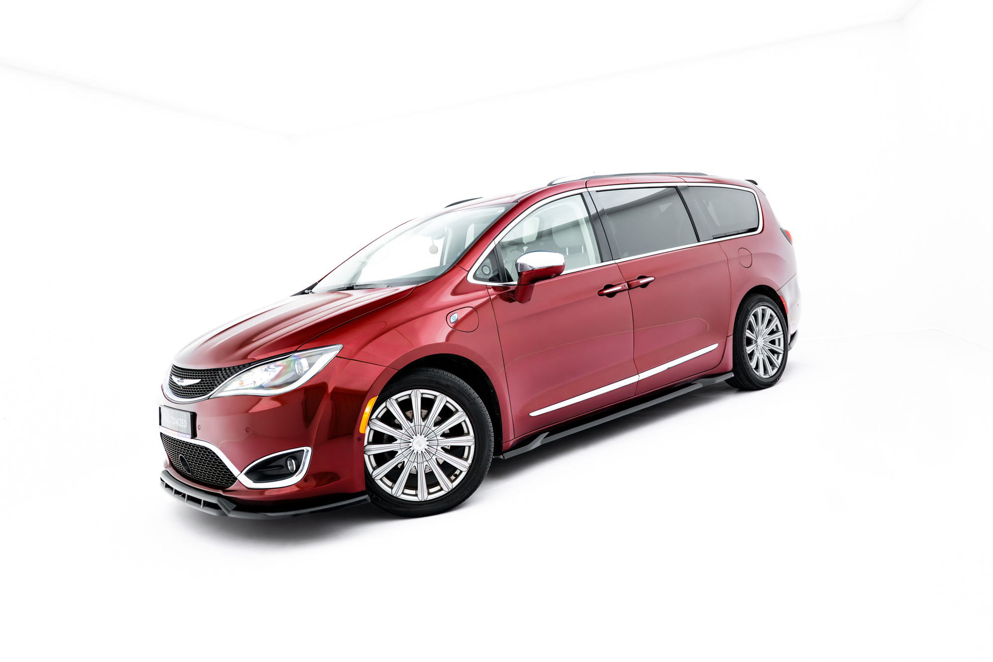 Bodykit Chrysler Pacifica Mk2 V.2 Glans Zwart