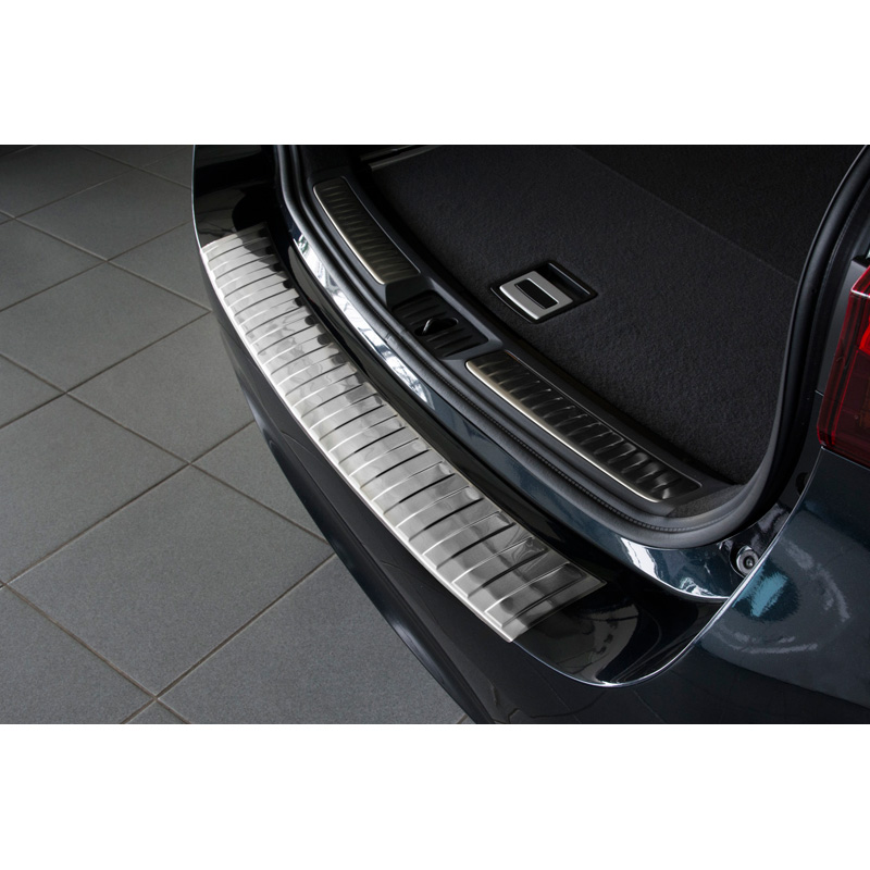 Stainless Steel Rear bumper protector  Toyota Avensis III Wagon Facelift 2015- 'Ribs'