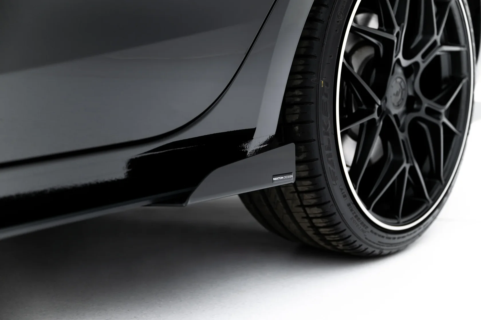 Street Pro Side Skirts Diffusers + Flaps Cupra Leon ST / Hatchback Mk1 Facelift