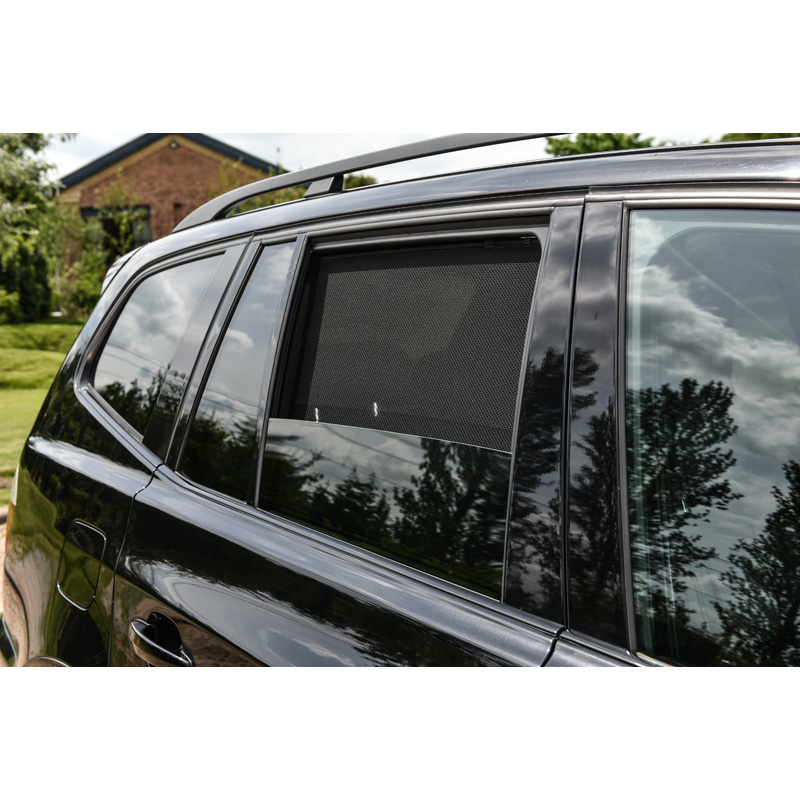 Set Car Shades  BMW X3 E83 2003-2010 (6-pieces)