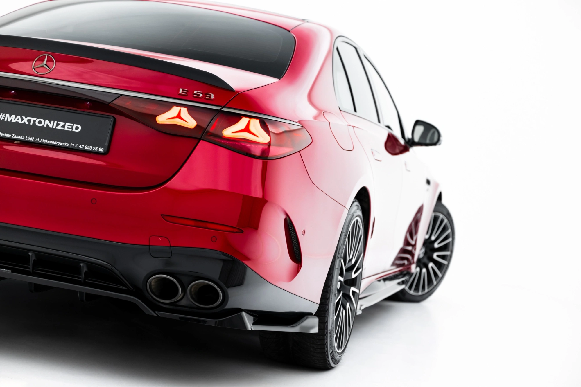 Bodykit Mercedes-AMG E53 Sedan W214 Maxton Glans Zwart