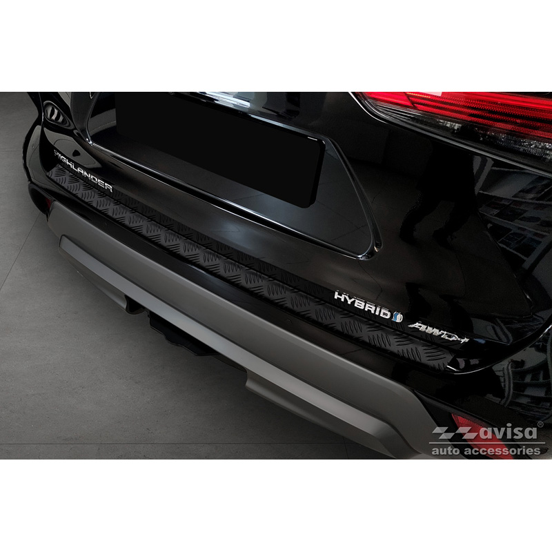 Matt Black Aluminum Rear bumper protector  Toyota Highlander IV (XU70) 2020- 'Riffled Plate'