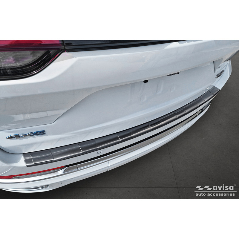 Black Stainless Steel Rear bumper protector  Jeep Grand Cherokee V (WL) 2022- 'Ribs'