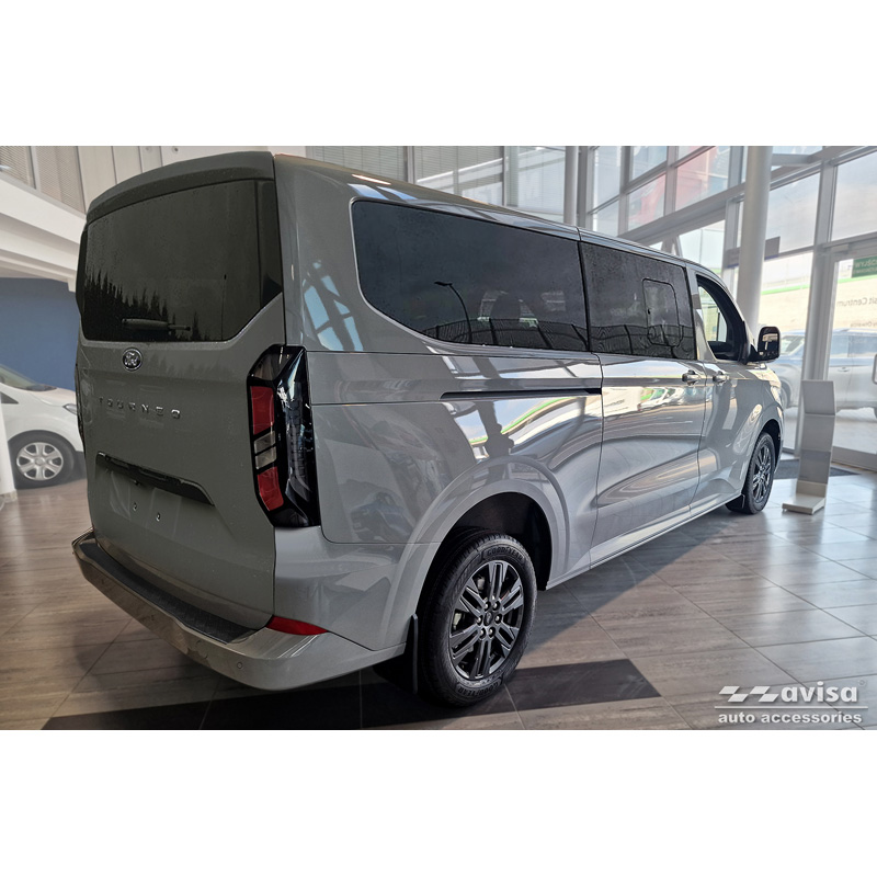 Matt Black Aluminum Rear bumper protector  Ford Tourneo Custom II (V710) 2023- 'Riffled Plate'