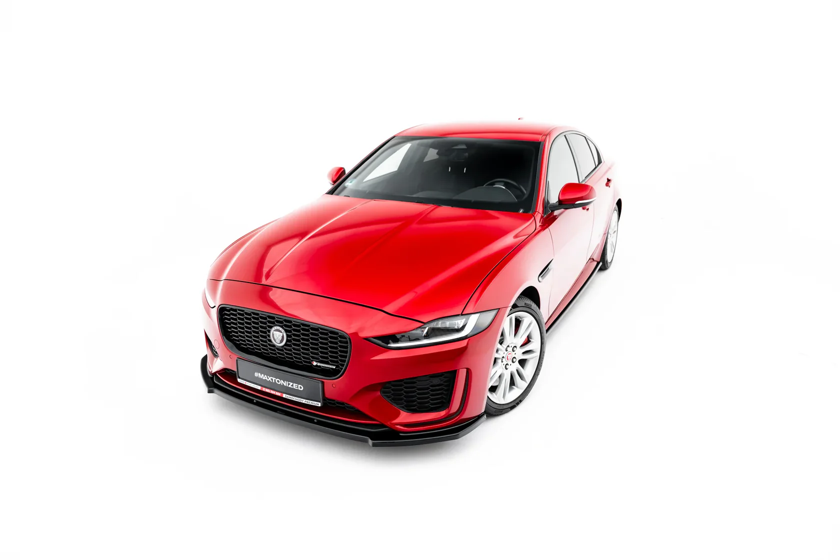 Bodykit Jaguar XE R-Dynamic X760 FL Maxton Glans Zwart