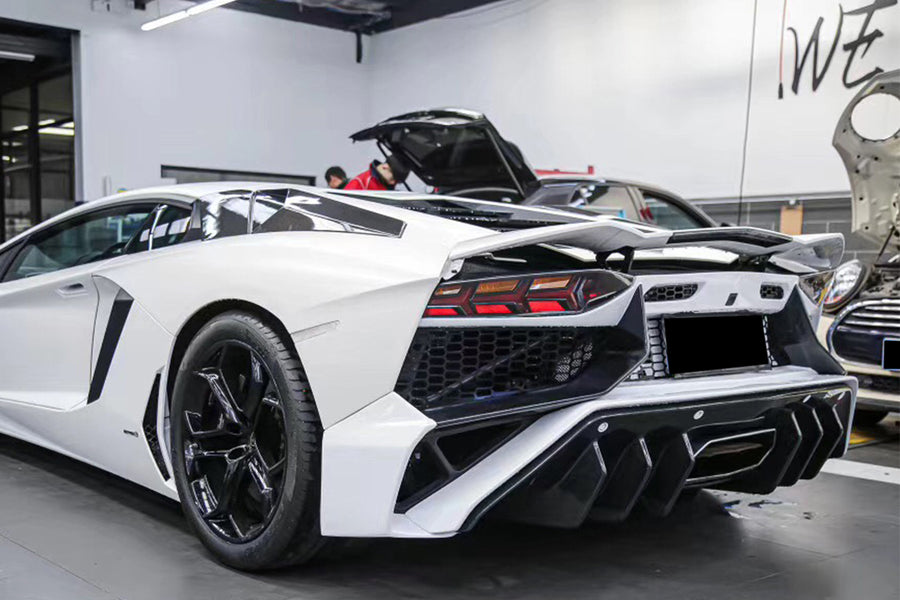 Lamborghini Aventador LP700 LP740 Coupe/Roadster SV Style Rear Bumper 2011-2016