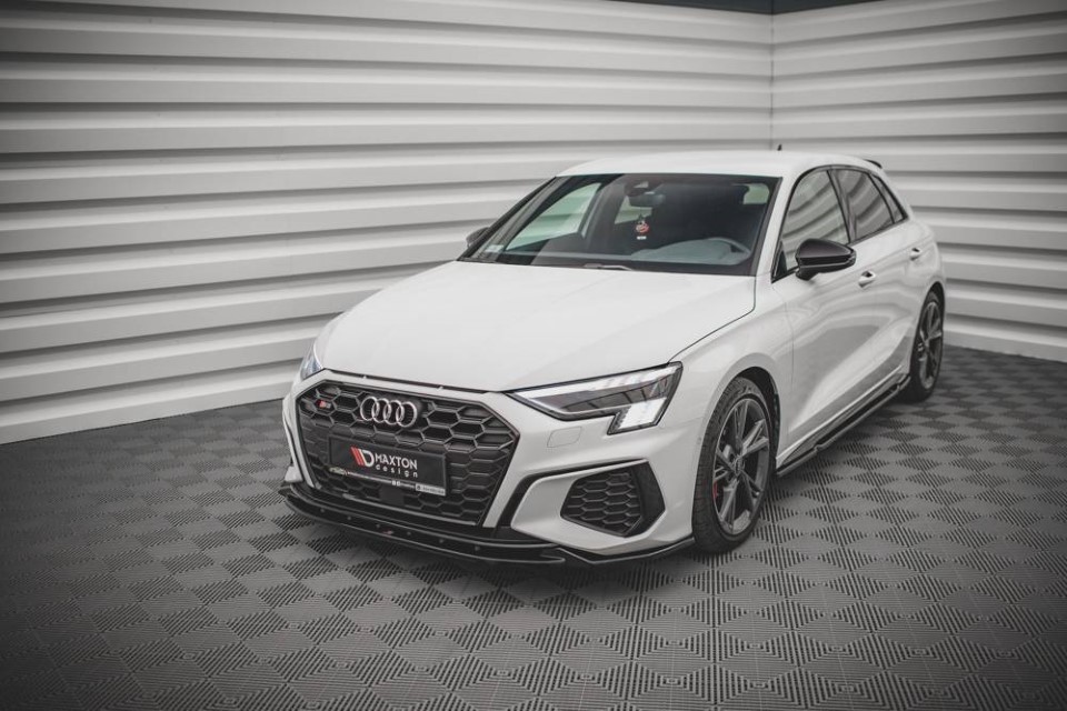 Voorspoiler Audi S3 / A3 S-Line 8Y Glanzend zwart V.2