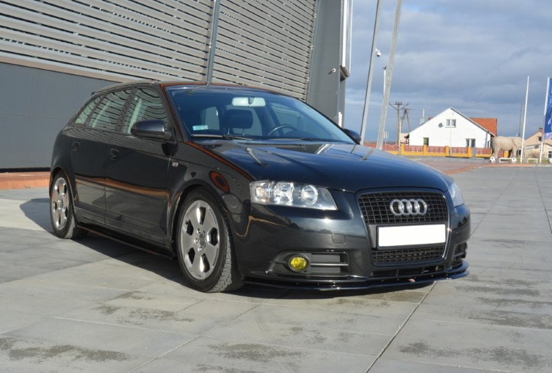 Voorspoiler  Audi A3 8P S-line glanzend zwart