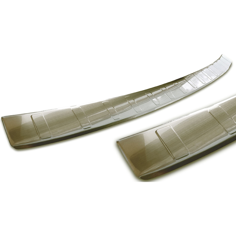 Titanium Stainless Steel Rear bumper protector  BMW X7 (G07) 2019- with M-Sport package 'Ribs'