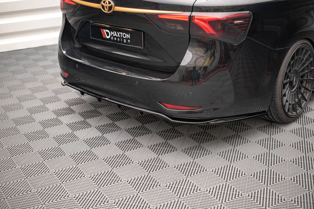 Diffuser toyota avensis MK3 Facelift glans zwart