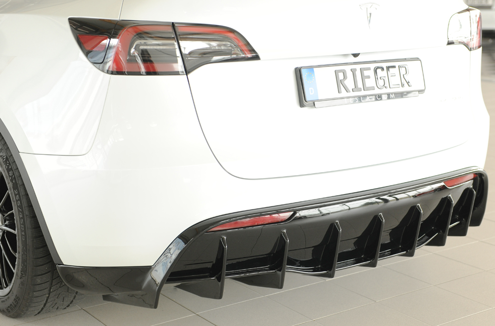 Diffuser Tesla Model Y Rieger Glans Zwart Trekhaak