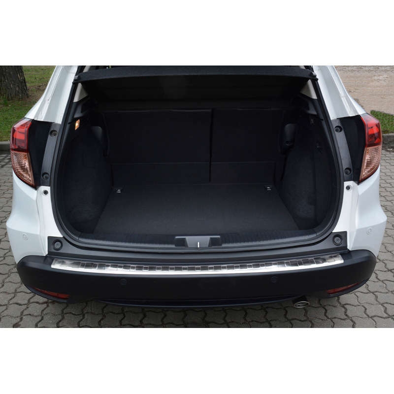 Stainless Steel Rear bumper protector  Honda HR-V 2015-2018 & FL 2018- Excl. HR-V 2020 Sport 'Ribs'