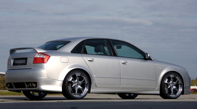 Dakraamspoiler Audi A4 8E Sedan Rieger