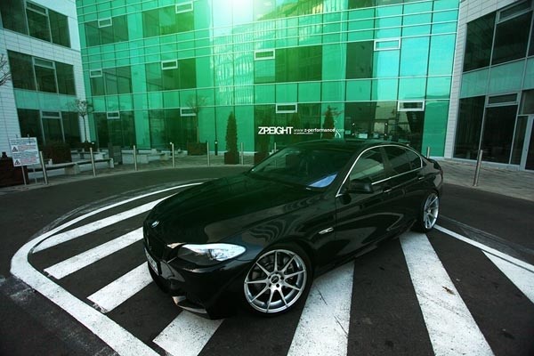 Z-Performance Eight Hyper Silver 9,5x19 5x120 ET35 Velgen