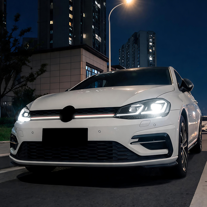 GTi-Look Grill met LED-Strip  Volkswagen Golf VII (7.5) HB/Variant Facelift 2017-2020