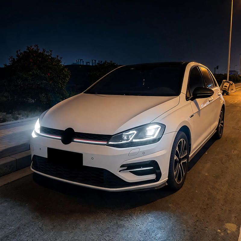 GTi-Look Grill met LED-Strip  Volkswagen Golf VII (7.5) HB/Variant Facelift 2017-2020